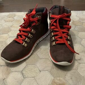 Cole Haan ZEROGRAND boot. Size 6